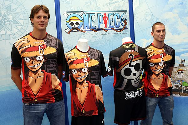 Time de vÃ´lei italiano usa camisa com estampa do One Piece